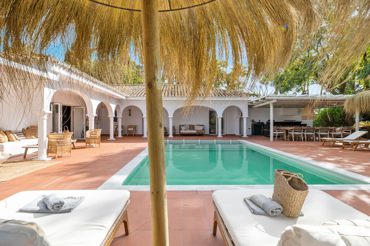 Las Chapas, Marbella