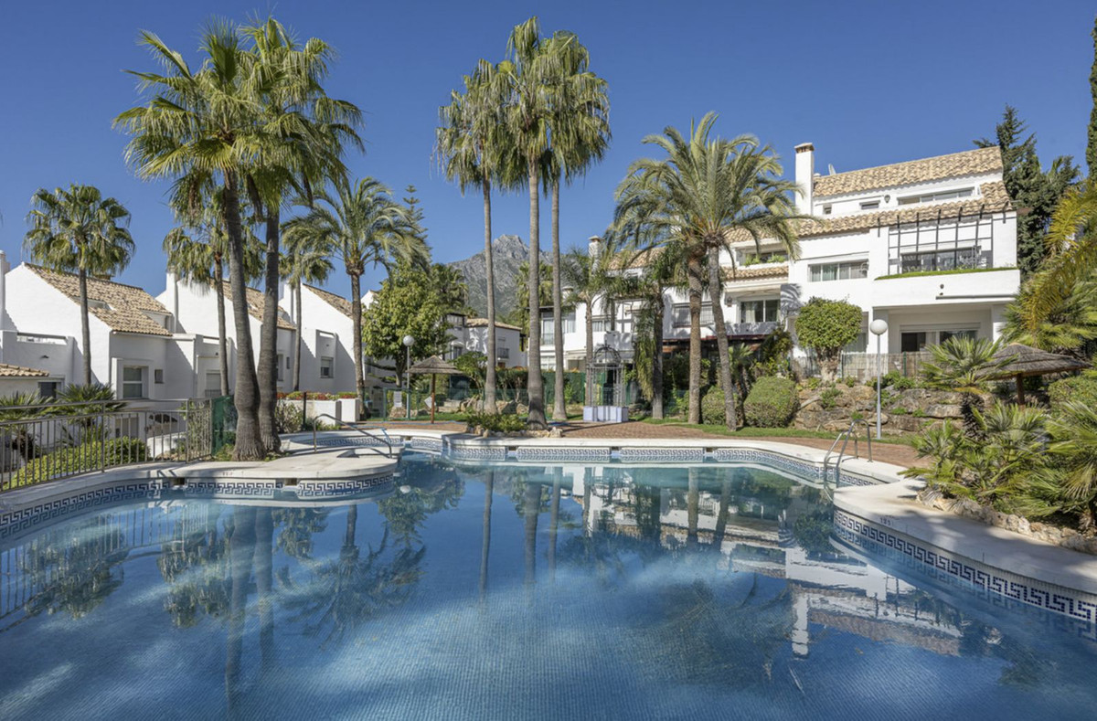 Milla de Oro, Marbella